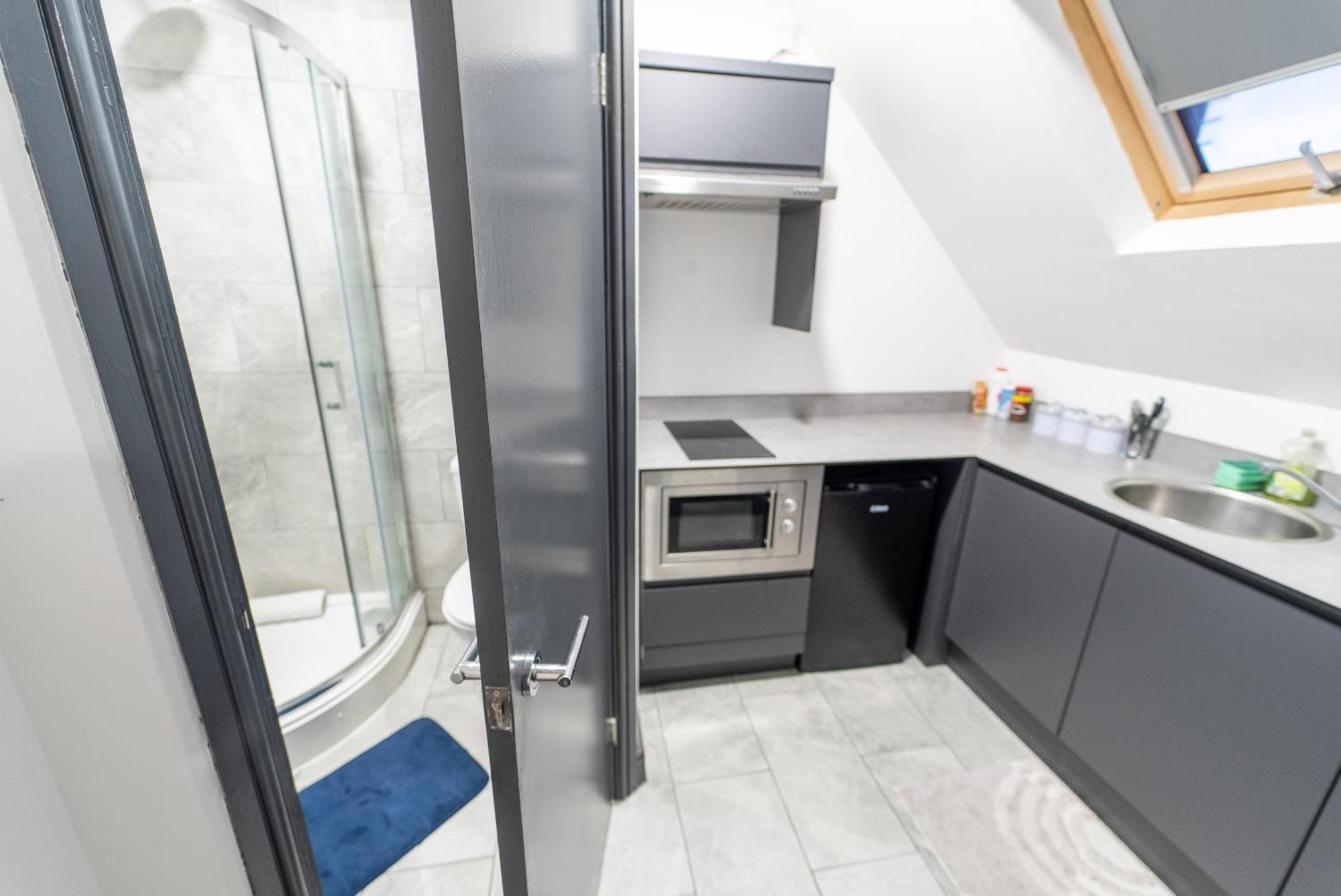 Free Parking Cosy Studios Close To City And Qe And Uob! Birmingham Pokój zdjęcie